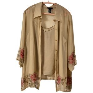 Avenue of omens 2 pc 100% silk top size 22-24